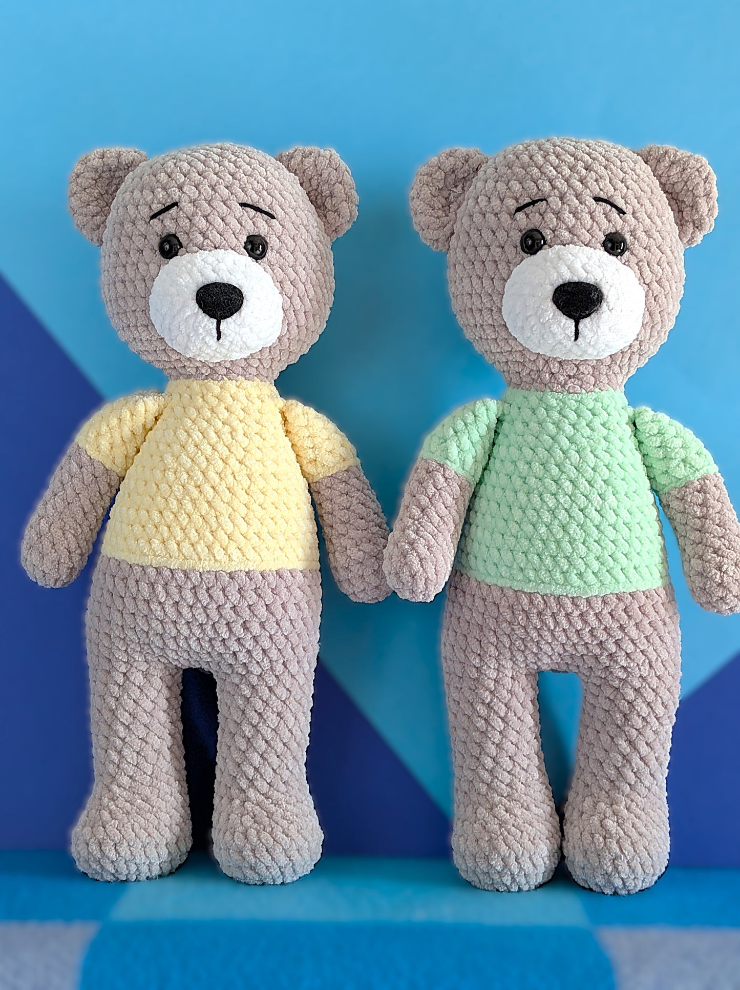 Pastel T-shirt Bears